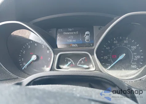 2015 Ford Focus Se z USA, uszkodzony, nr VIN 1FADP3F24FL365088